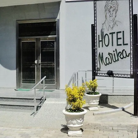 酒店 Marika 3*
